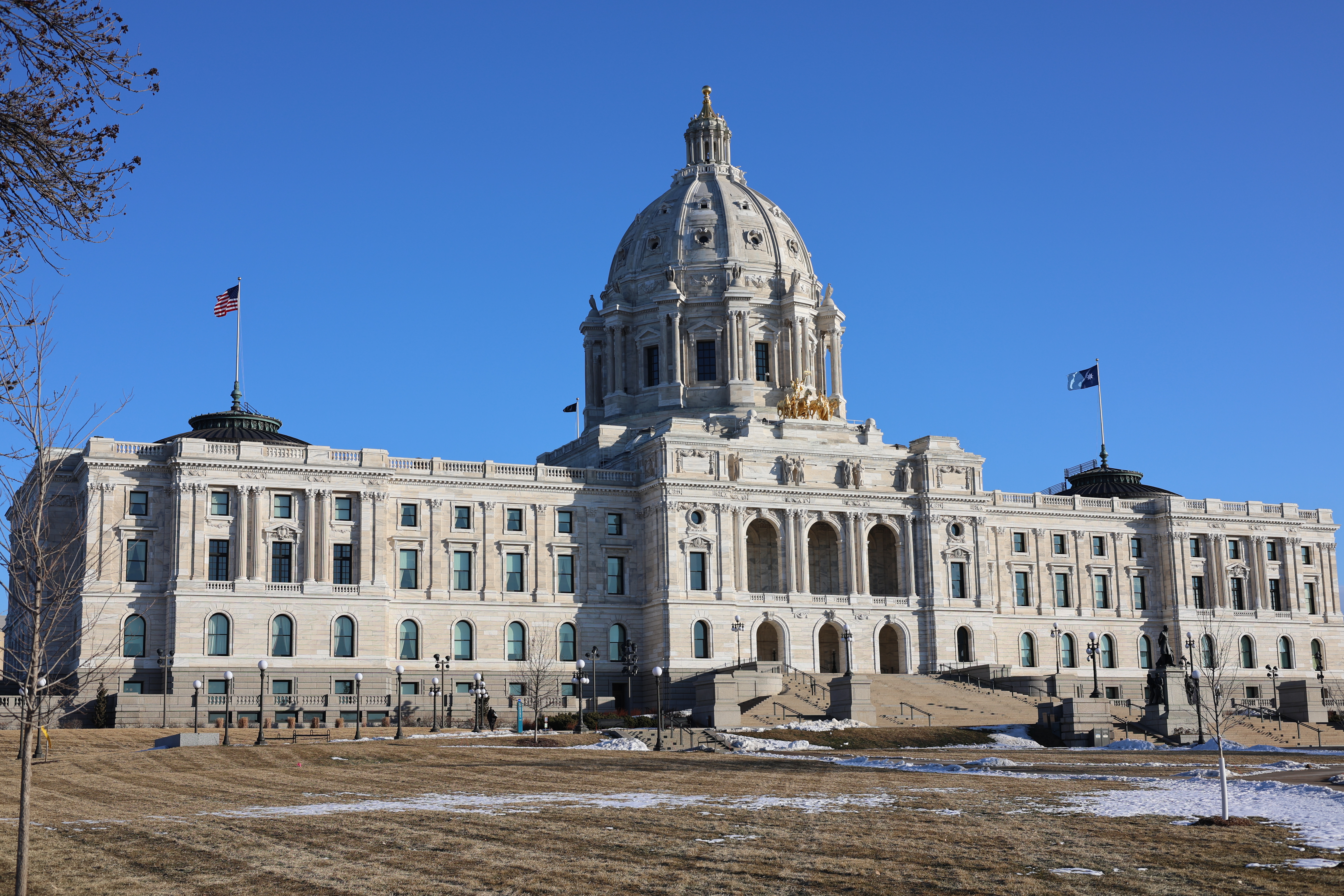 Photo of the Minnesota Capitol building